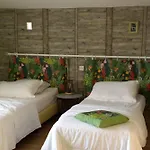 Domaine Chez Maurice Bed & Breakfast Becheresse