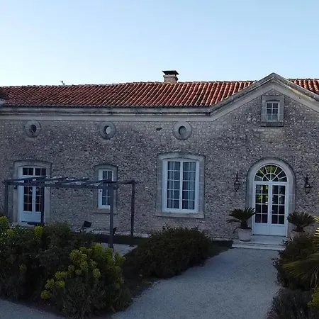 Domaine Chez Maurice Bed & Breakfast