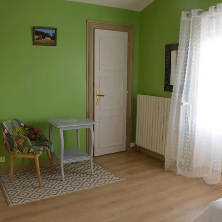 לינה וארוחת בוקר Domaine Chez Maurice *