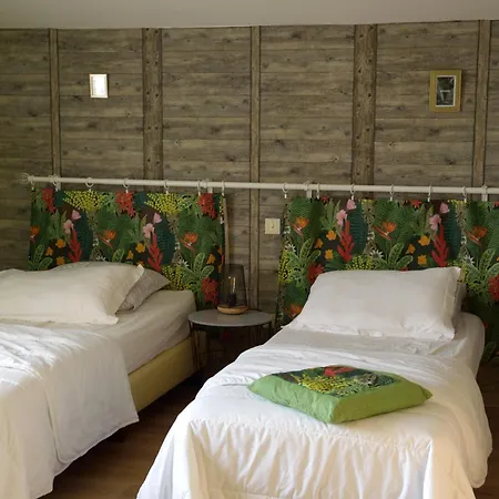 Domaine Chez Maurice Bed & Breakfast Becheresse